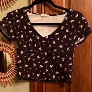 Tillys Ivy and Main t-shirt